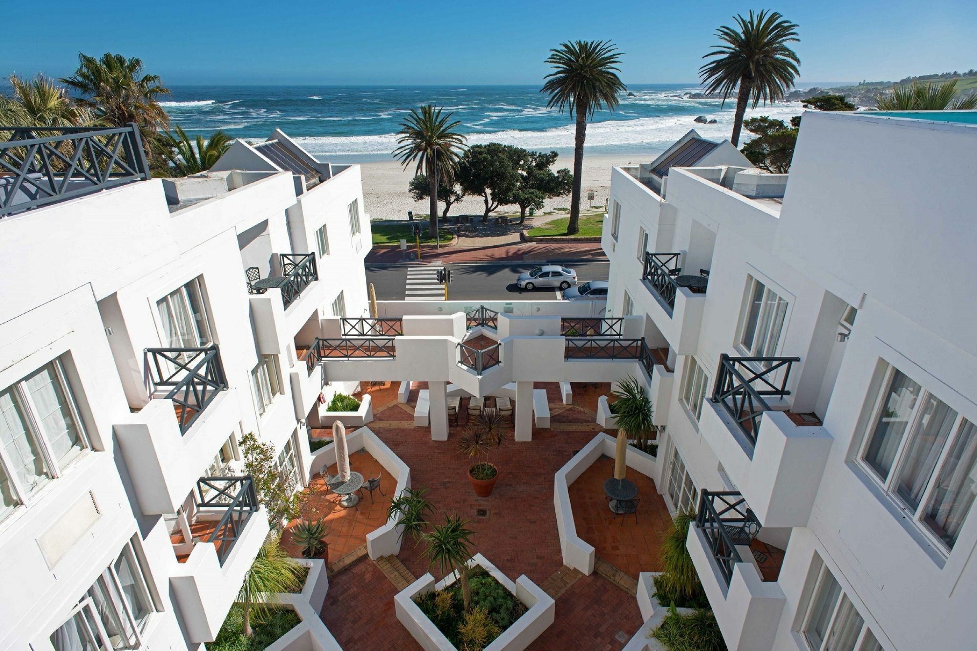 Place On The Bay Self-catering Apartment *